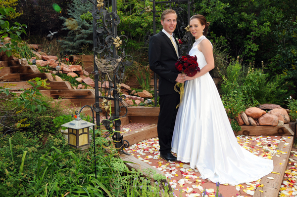 A Pikes Peak Wedding at Blue Skies Inn, Manitou Springs, Colorado