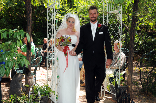 A Pikes Peak Wedding at Blue Skies Inn, Manitou Springs, Colorado