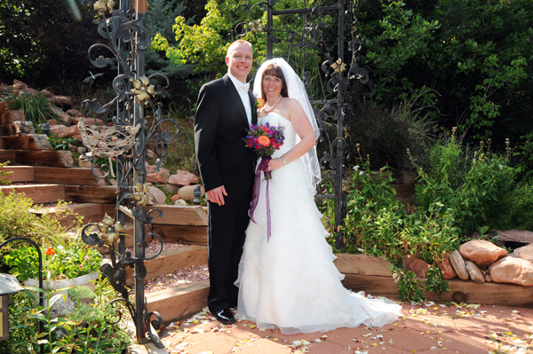 A Pikes Peak Wedding at Blue Skies Inn, Manitou Springs, Colorado