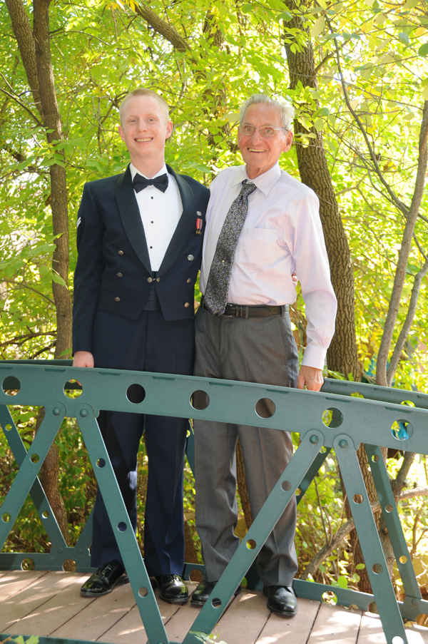 A Pikes Peak Wedding at Blue Skies Inn, Manitou Springs, Colorado