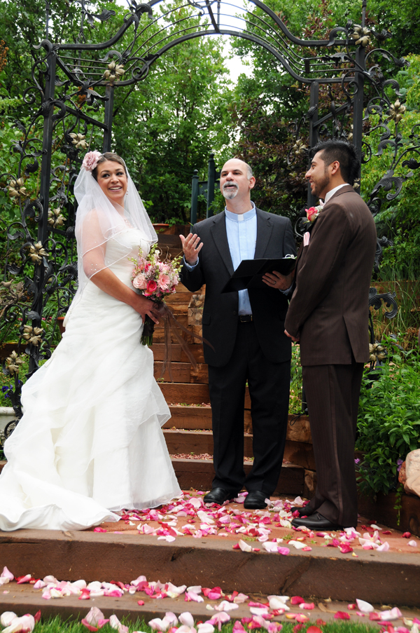 A Pikes Peak Wedding at Blue Skies Inn, Manitou Springs, Colorado