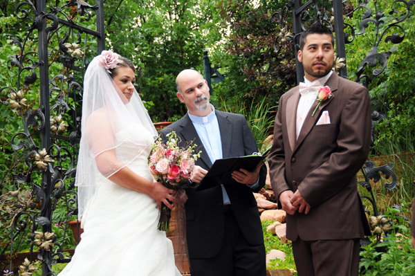 A Pikes Peak Wedding at Blue Skies Inn, Manitou Springs, Colorado