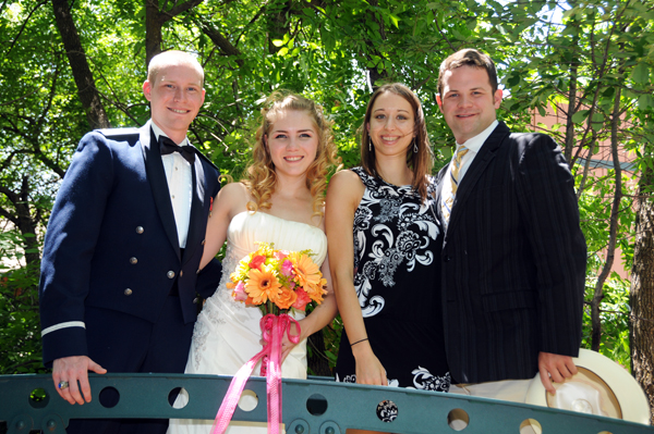 A Pikes Peak Wedding at Blue Skies Inn, Manitou Springs, CO