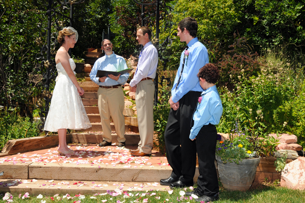 A Pikes Peak Wedding at Blue Skies Inn, Manitou Springs, Colorado
