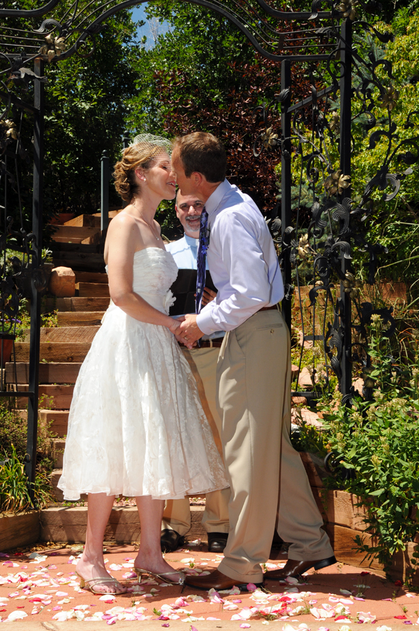 A Pikes Peak Wedding at Blue Skies Inn, Manitou Springs, Colorado