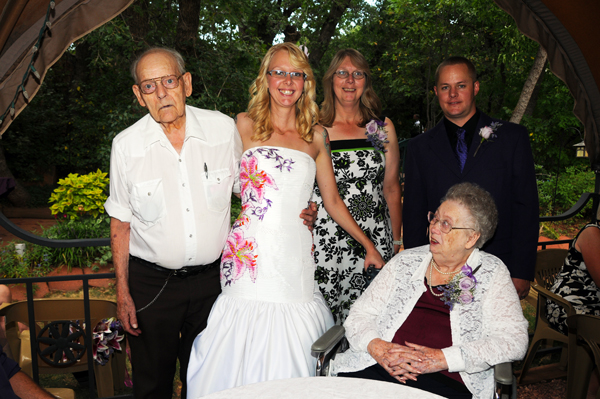A Pikes Peak Wedding at Blue Skies Inn, Manitou Springs, Colorado