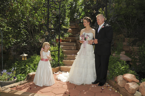 A Pikes Peak Wedding at Blue Skies Inn, Manitou Springs, CO