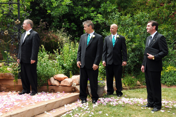 A Pikes Peak Wedding at Blue Skies Inn, Manitou Springs, Colorado