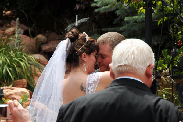 A Pikes Peak Wedding at Blue Skies Inn, Manitou Springs, Colorado