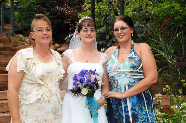 A Pikes Peak Wedding at Blue Skies Inn, Manitou Springs, Colorado