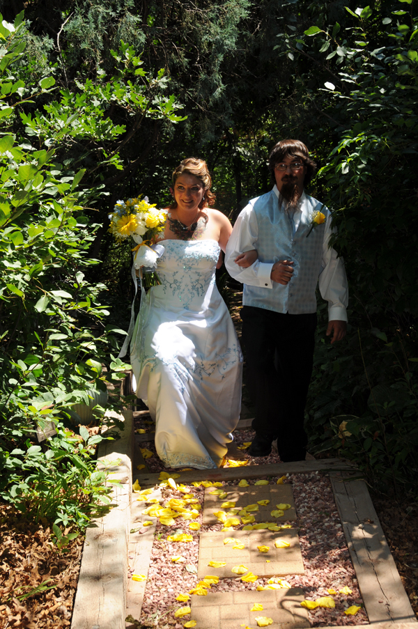 A Pikes Peak Wedding at Blue Skies Inn, Manitou Springs, Colorado