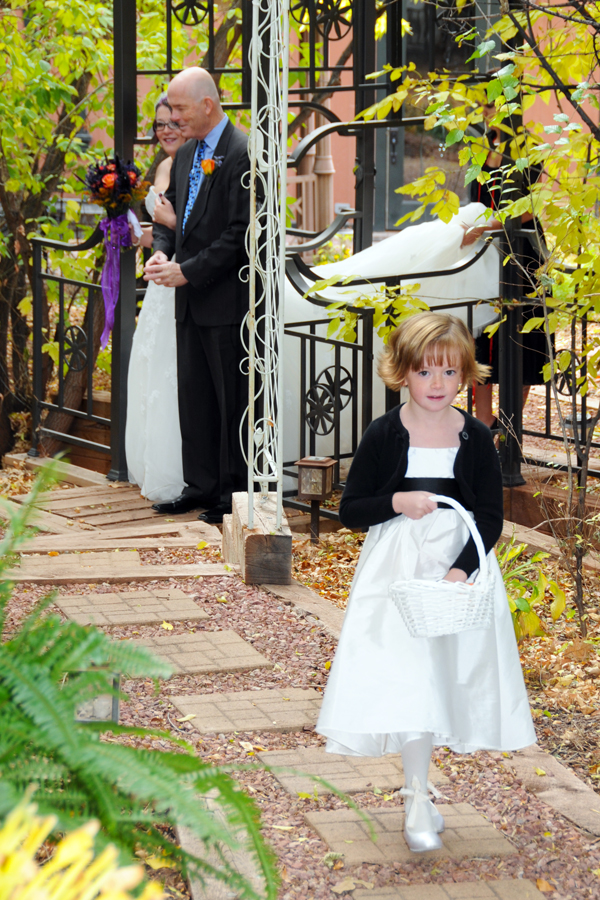 A Pikes Peak Wedding at Blue Skies Inn, Manitou Springs, Colorado