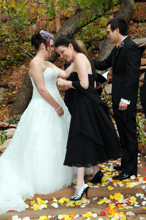 A Pikes Peak Wedding at Blue Skies Inn, Manitou Springs, Colorado