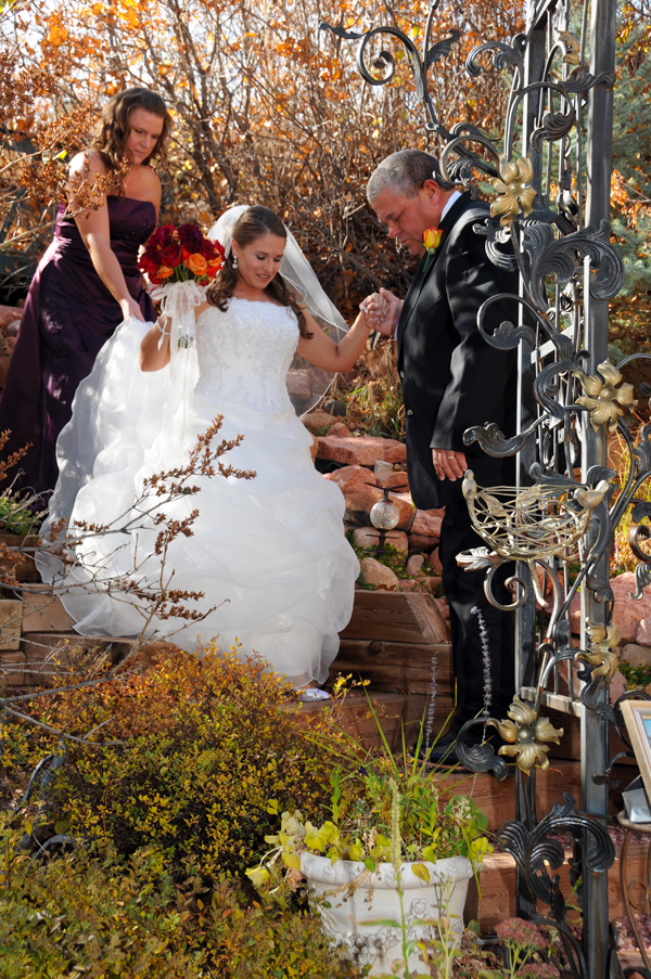 A Pikes Peak Wedding at Blue Skies Inn, Manitou Springs, Colorado