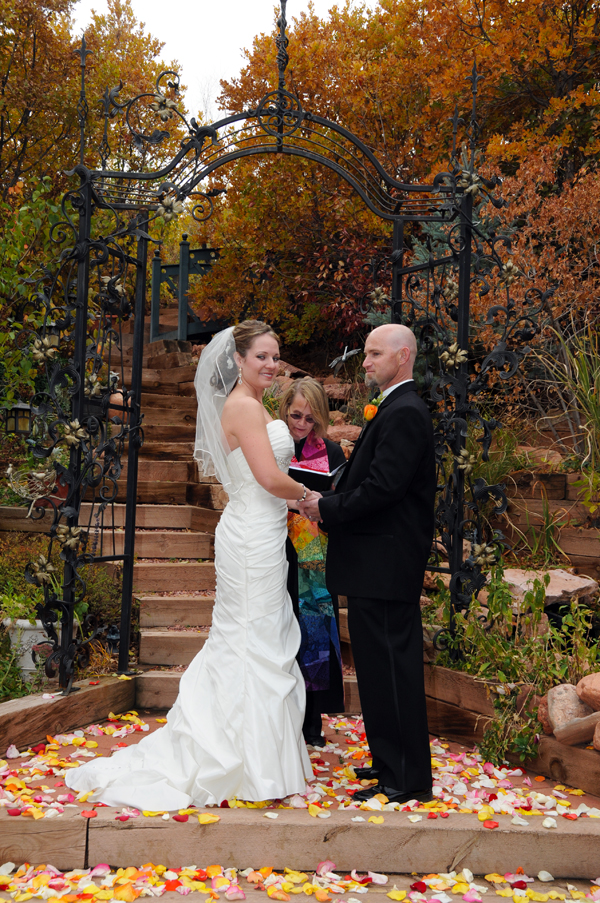 A Pikes Peak Wedding at Blue Skies Inn, Manitou Springs, Colorado