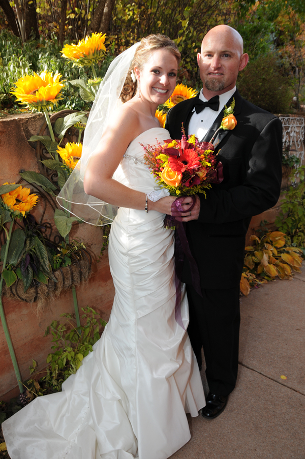 A Pikes Peak Wedding at Blue Skies Inn, Manitou Springs, Colorado