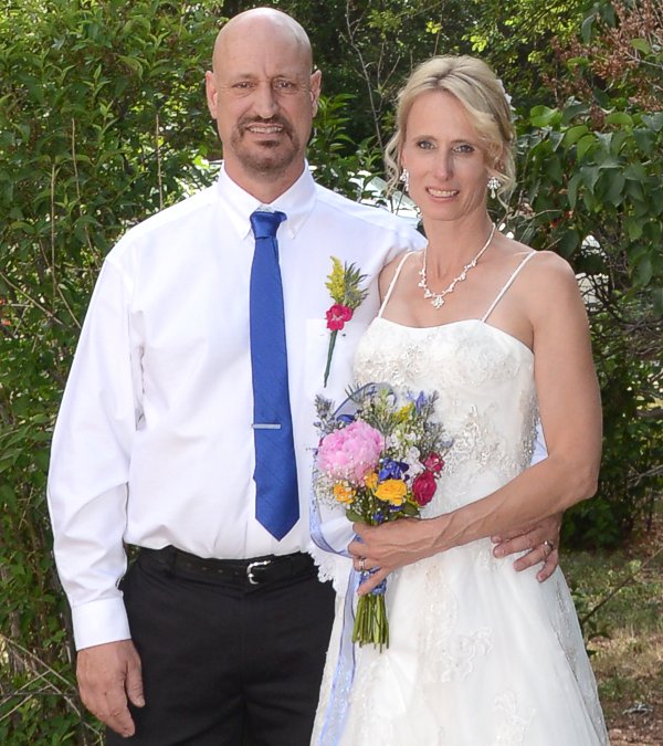 Spring Wedding at Pikes Peak Weddings, Manitou Springs, Colorado