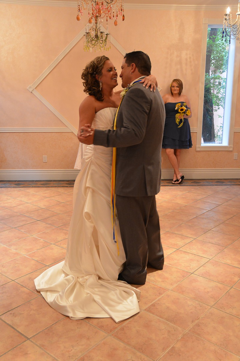 Spring Wedding at Pikes Peak Weddings, Manitou Springs, Colorado
