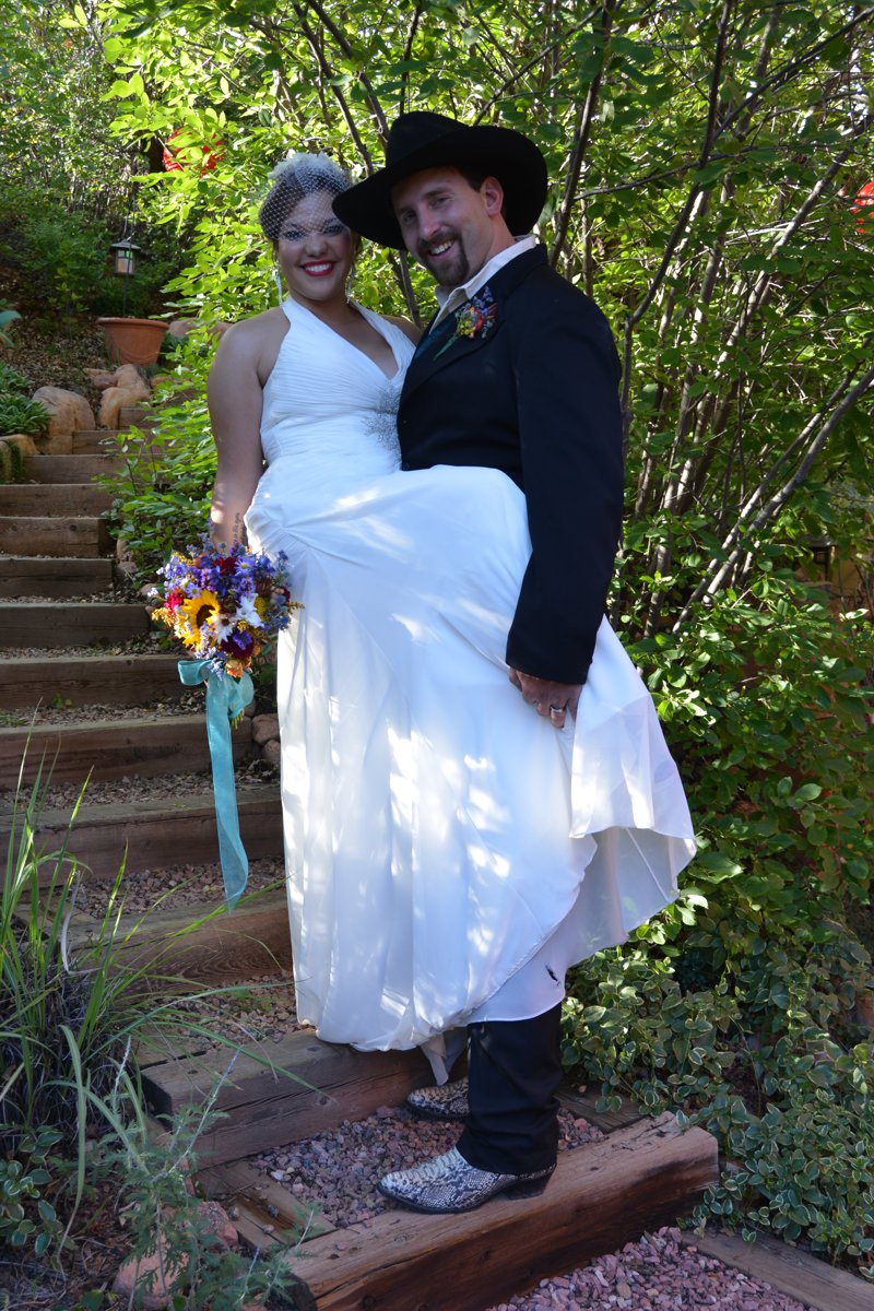 Spring Wedding an Outdoor Pikes Peak Wedding, Manitou Springs, Colorado