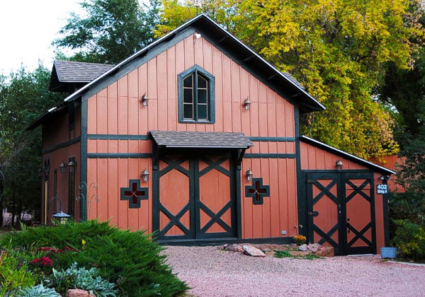 Chapel Weddings at Pikes Peak, Manitou Springs, Colorado