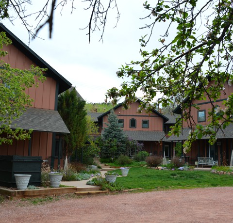 Suite Use Policy Blues Kies Inn, Rocky Mountains, Colorado